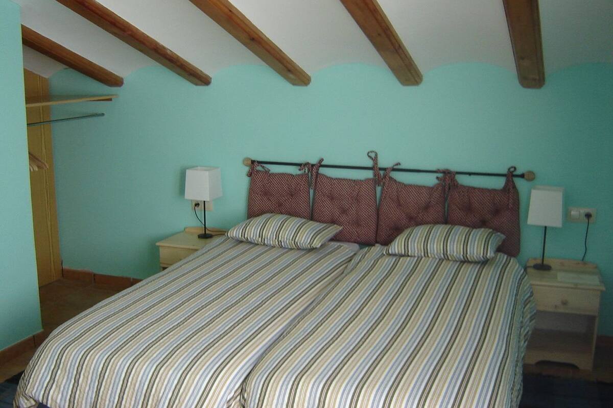 Familien-Vierbettzimmer (2 adultos y 2 niños) | Bettwäsche
