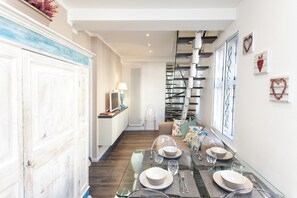 Apartment, 2 Bedrooms | Living area