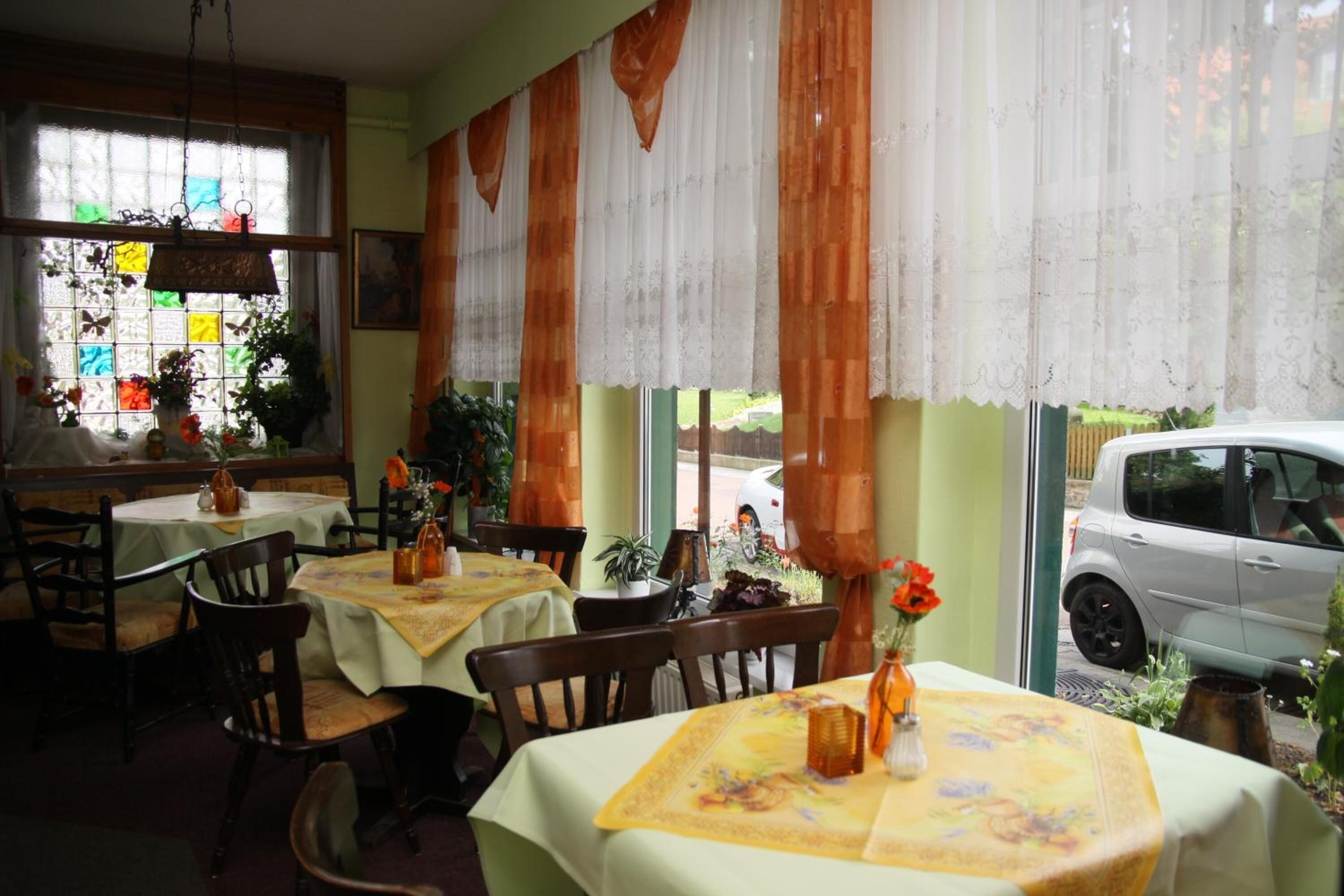 lunch and dinner served, regional cuisine