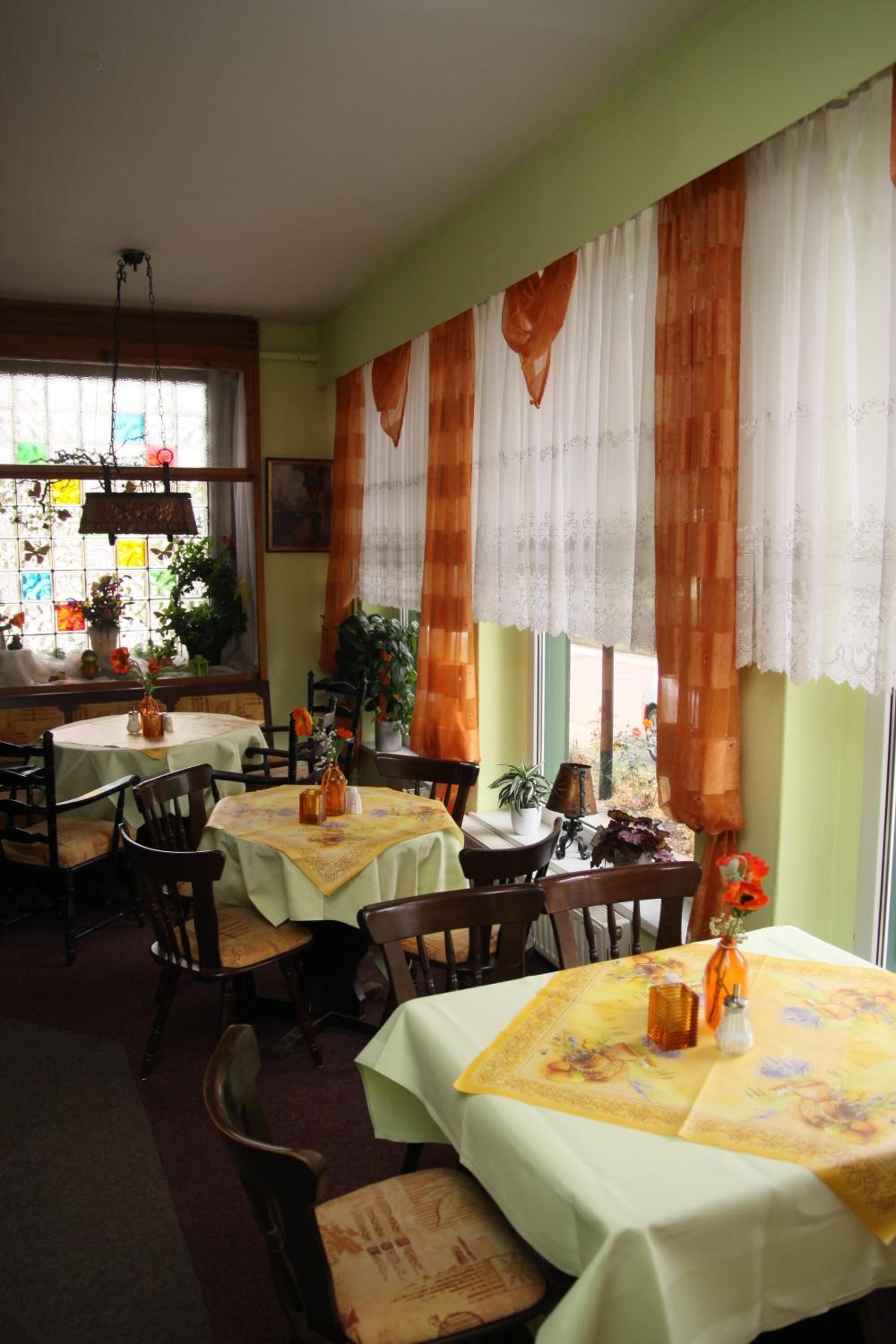 lunch and dinner served, regional cuisine