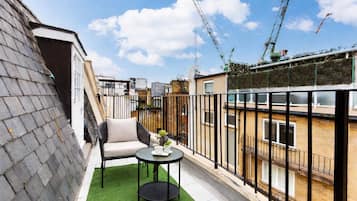 Executive Apartment, Accessible, Private Bathroom | Terrace/patio