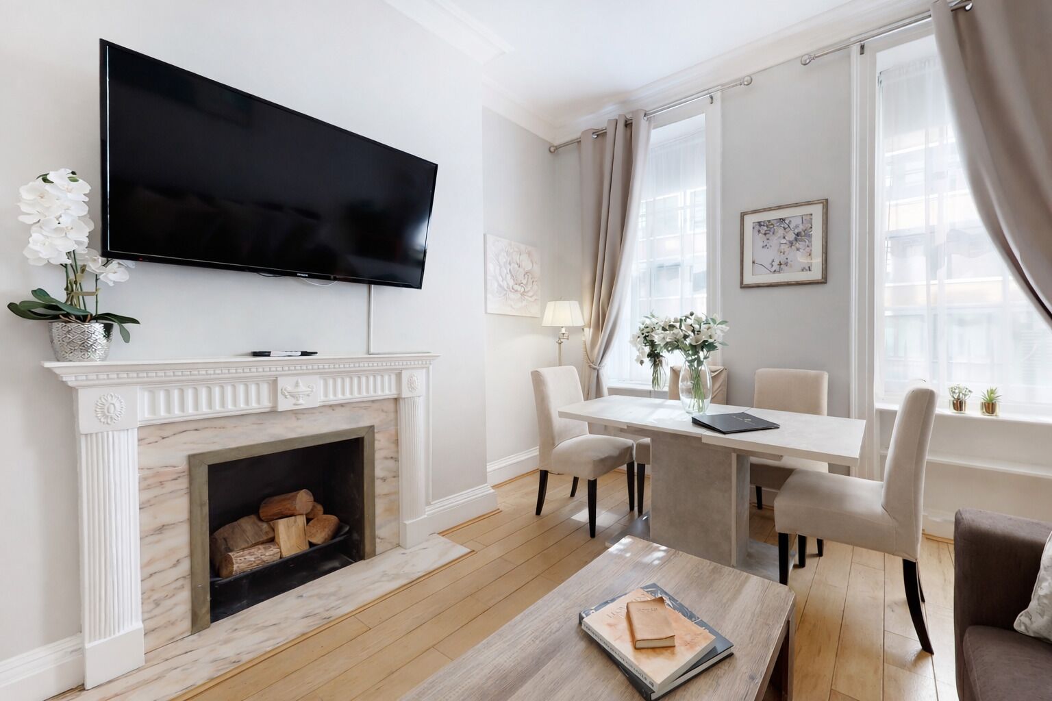 Appartement Affaires, accessible aux personnes à mobilité réduite, salle de bains privée (1 Bedroom) | Coin séjour