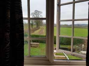 Family Quadruple Room, Ensuite (Countryside view) | WiFi - The Oak Inn Staplow (Ledbury)