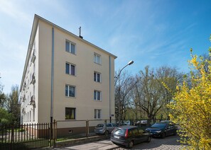 Exterior - Royal Garden Apartment (Warsaw)