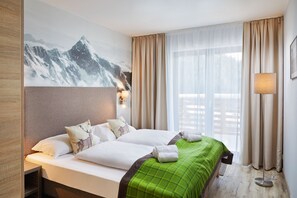 Familienapartment (incl. final cleaning on departure) | Individually decorated, cribs/infant beds, free WiFi, bed sheets