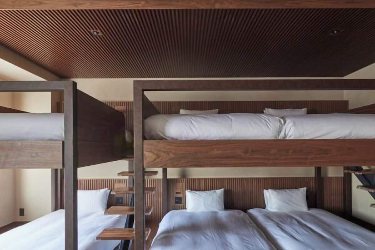 In-room safe, blackout curtains, free WiFi, bed sheets