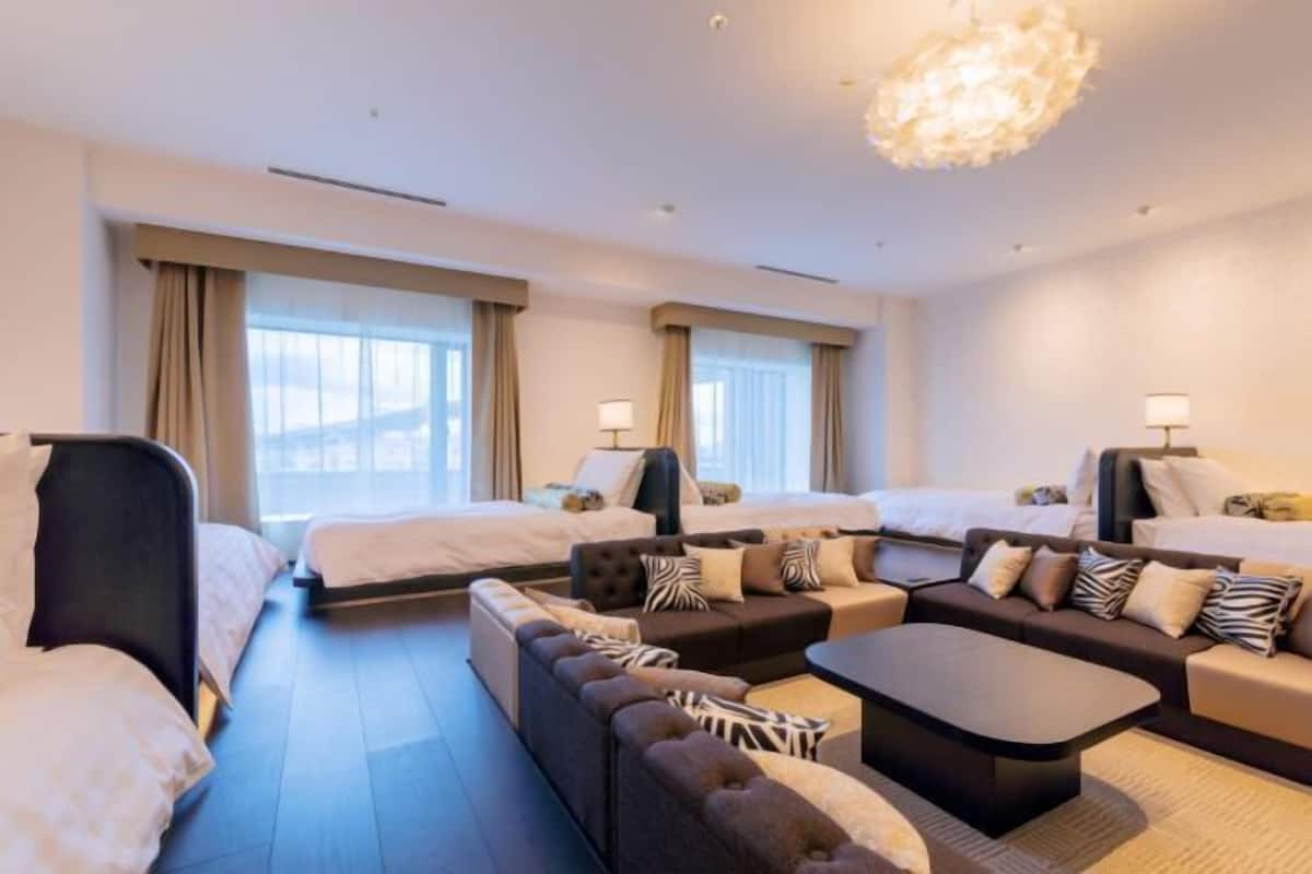 1 bedroom, in-room safe, blackout drapes, free WiFi