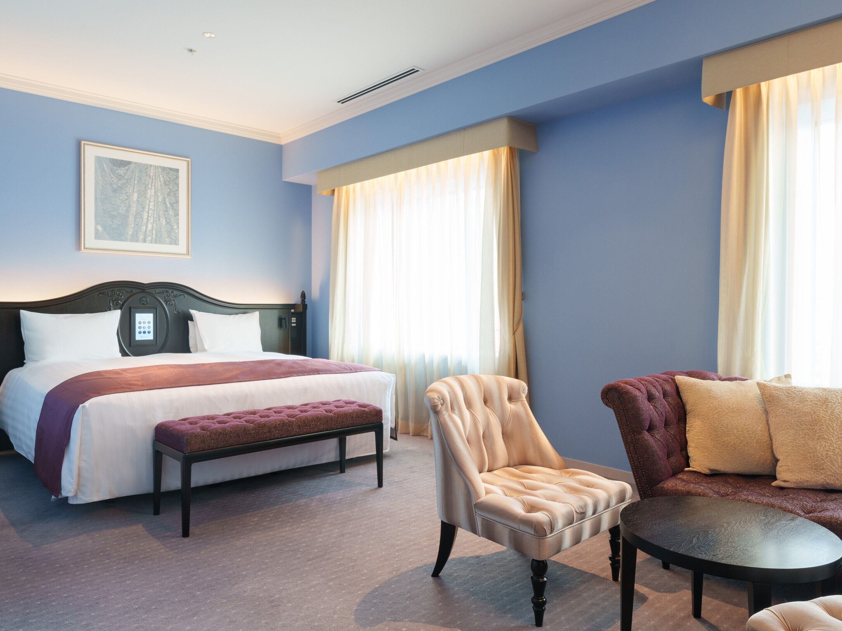 Luxury Grace King Room, Non-Smoking | In-room safe, blackout drapes, free WiFi, bed sheets