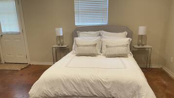 1 chambre, fer et planche Ă repasser, Wi-Fi gratuit, draps fournis