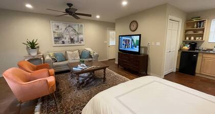 âïž âïž The Best of Both WorldsâGreat Location for Austin & Hill Country âïž âïž