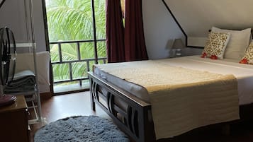 Appartement, plusieurs lits, en bord de piscine