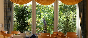 Weingut & Gästehaus Felshof