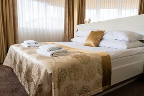 公寓 | 低過敏寢具、客房內保險箱、書桌、  熨斗/熨衣板