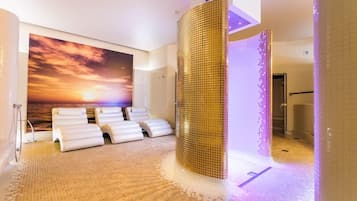 Couples treatment room(s), body treatments, body scrubs, facials