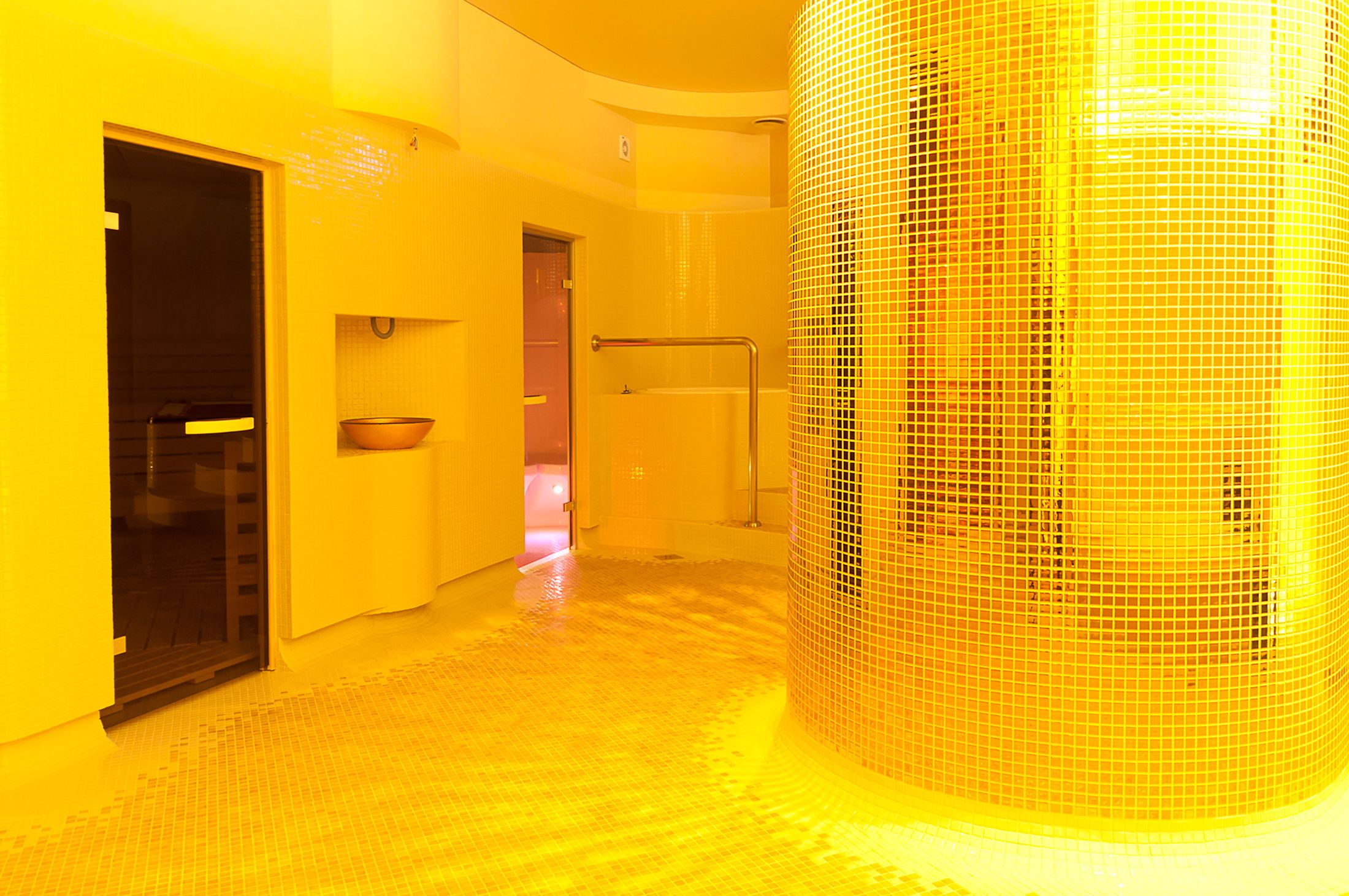 couples treatment room(s), body treatments, body wraps, body scrubs