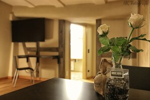 Family Room (Guatemala) | Hypo-allergenic bedding, free WiFi, bed sheets - FAIRISTA Hostel und Hotel (Quedlinburg)