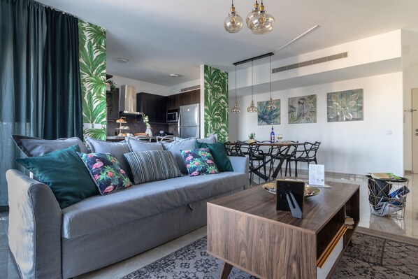 Deluxe Apartment, 2 Bedrooms, Non Smoking | Living area - Royal haneviim Boutique palace (Jerusalem)