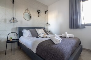 Deluxe Apartment, 2 Bedrooms, Non Smoking | 2 bedrooms, premium bedding, iron/ironing board, travel cot - Royal haneviim Boutique palace (Jerusalem)