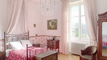 Family Room, Garden View | Gebar bulu kapas, busa memori, dihias secara berasingan