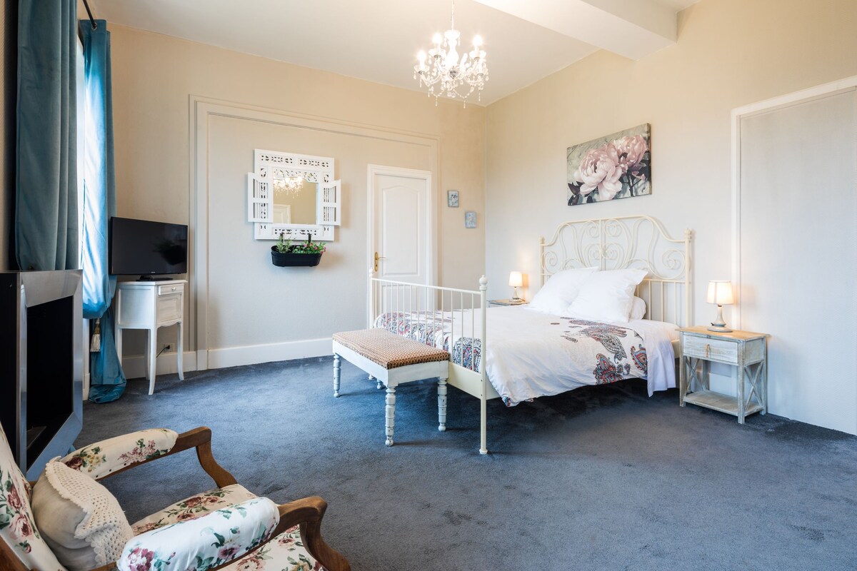 Suite Exclusive | Couette en duvet d'oie, matelas mémoire de forme, chambres insonorisées