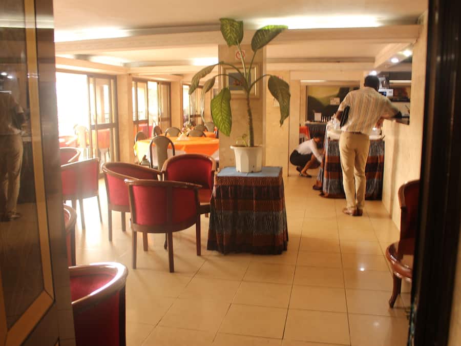 Breakfast, lunch and dinner served