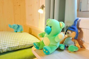 Chalet (Hochries) | 2 bedrooms, individually decorated, laptop workspace - Lamplhof (Rimsting)