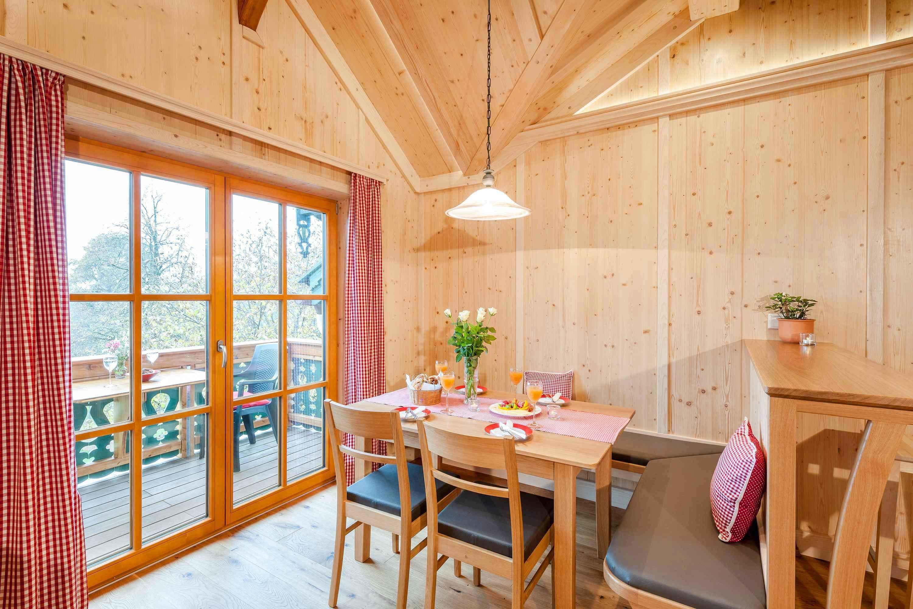 Condo (Sternenstadl) | In-room dining