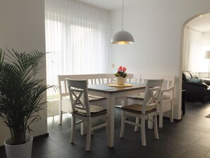 Standard Apartment | In-room dining - Bort Lodging (Willich)