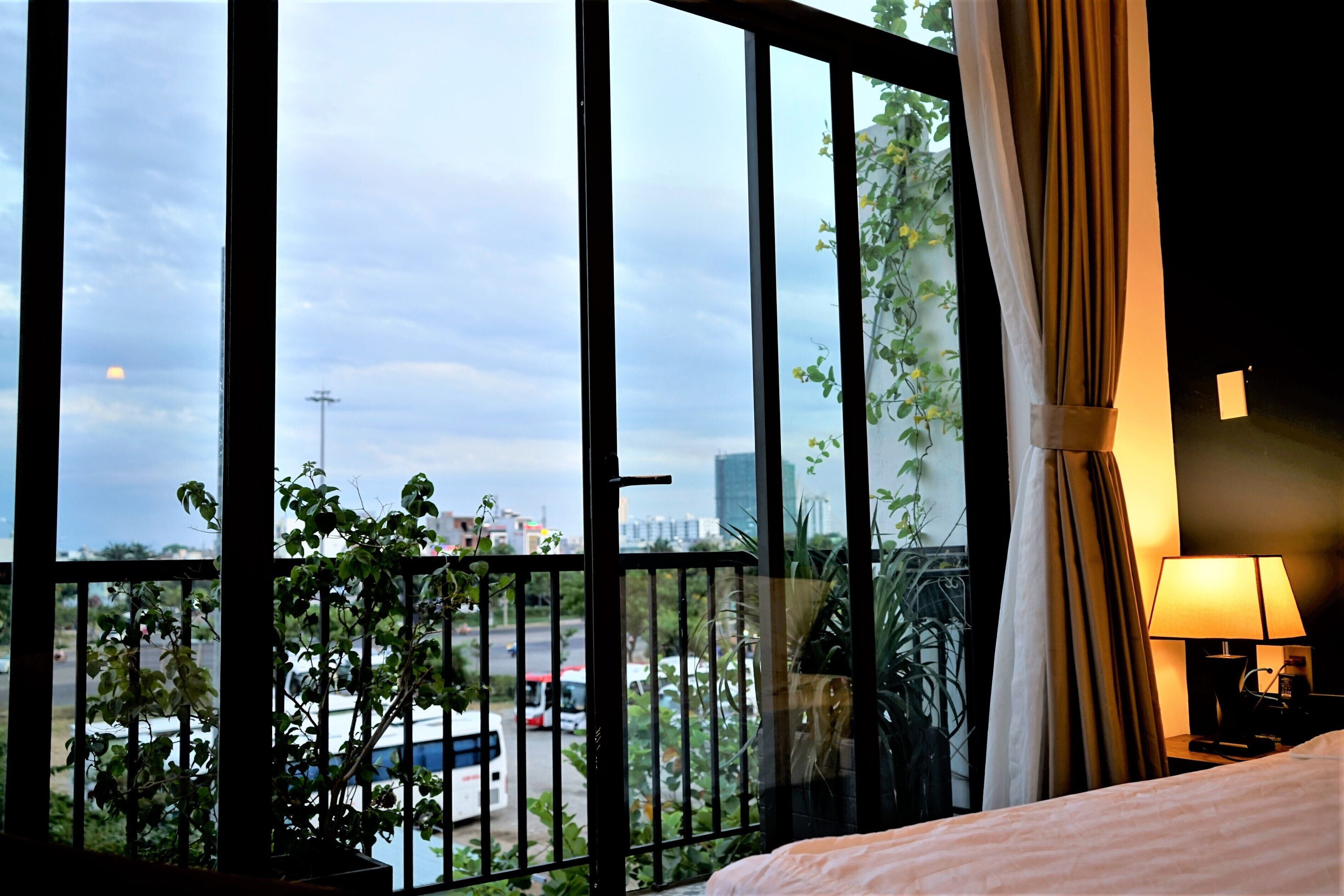 family studio, non smoking, balcony | city view