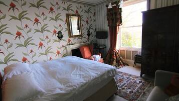 Double or Twin Room | Hypo-allergenic bedding, individually decorated, individually furnished