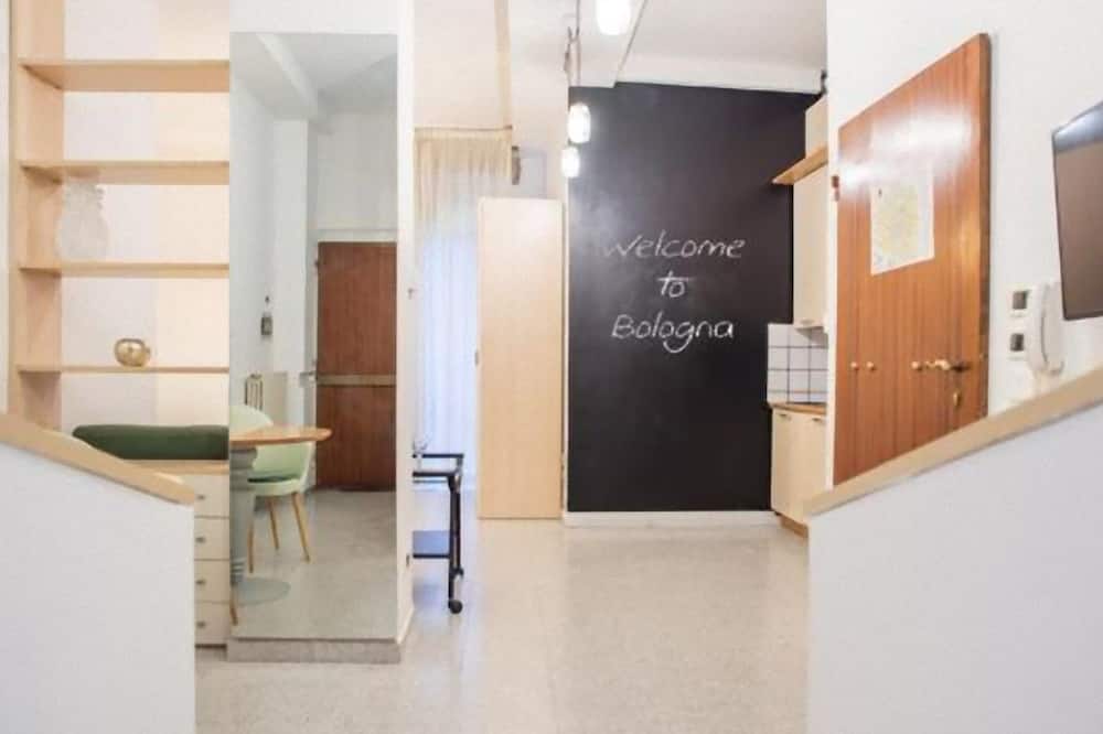 8 Tourist House Apartment Centre Bologna