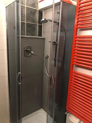 Apartment, 1 Queen Bed with Sofa bed, Non Smoking | Bathroom shower - 8 Tourist House Apartment Centre Bologna (Bologna)