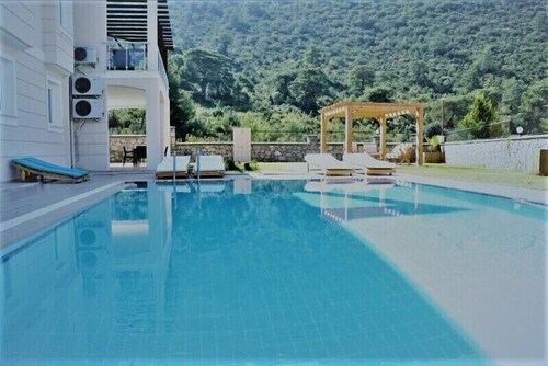 Villa Azelya 2 by Villamnet