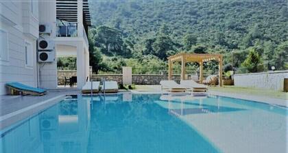 Villa Azelya 2 by Villamnet