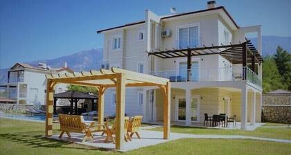 Villa Azelya 2 by Villamnet