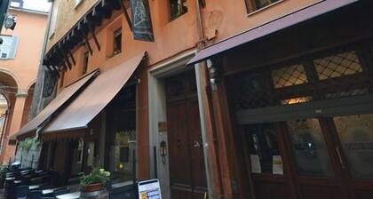 5 Tourist House Apartment Centre Bologna