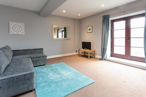 Perushuoneisto, 2 makuuhuonetta, tupakointi kielletty | Oleskelualue | Taulutelevisio