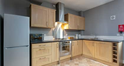 Elliot Suite No15 – Donnini Apartments