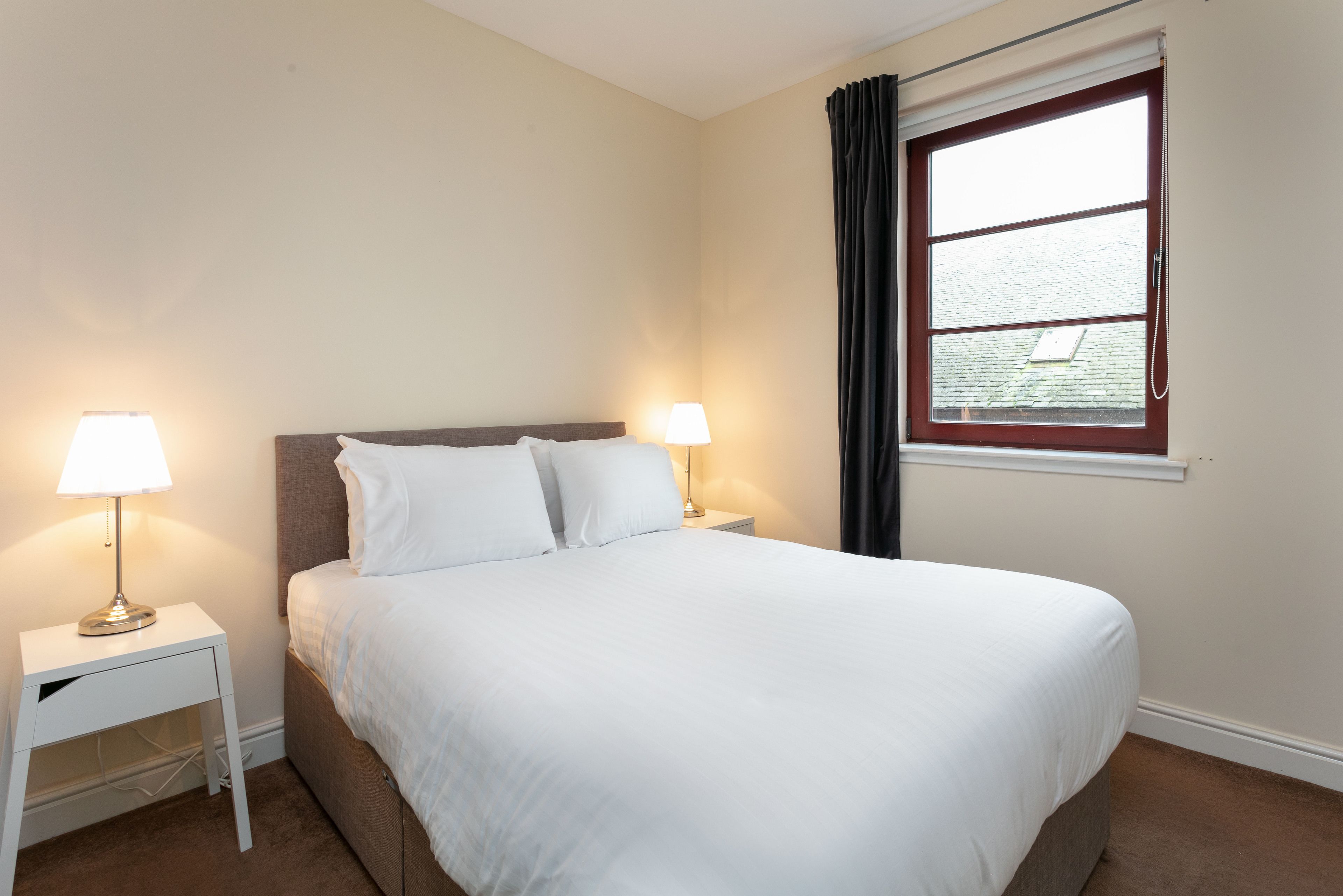 Apartament bàsic, 2 dormitoris, no fumadors | 2 dormitoris, planxa i posts de planxar i wifi gratuïta 