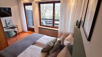 Classic Double Room | Individually furnished, blackout drapes, iron/ironing board, free WiFi