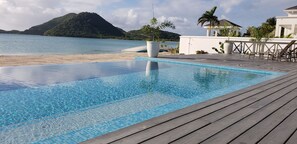 Outdoor pool, pool umbrellas, sun loungers - The Anchorage at Jolly Harbour (Jolly Harbour)