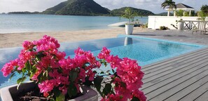 Outdoor pool, pool umbrellas, sun loungers - The Anchorage at Jolly Harbour (Jolly Harbour)