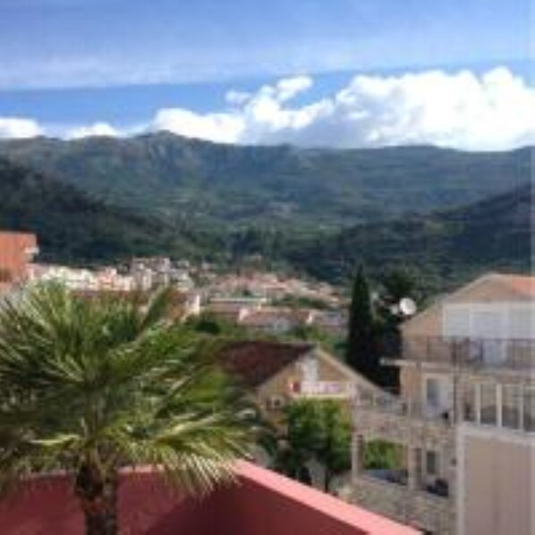 Balcony view - Rooms Kuljic (Budva)