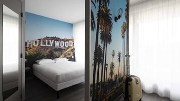 Quadruple Room, Multiple Beds | Individually decorated, individually furnished, blackout drapes