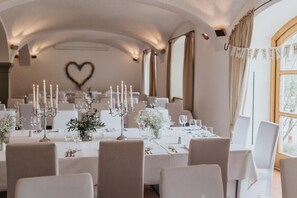 Banquet hall - Angermühle Landgasthof (Altenmarkt an der Alz)