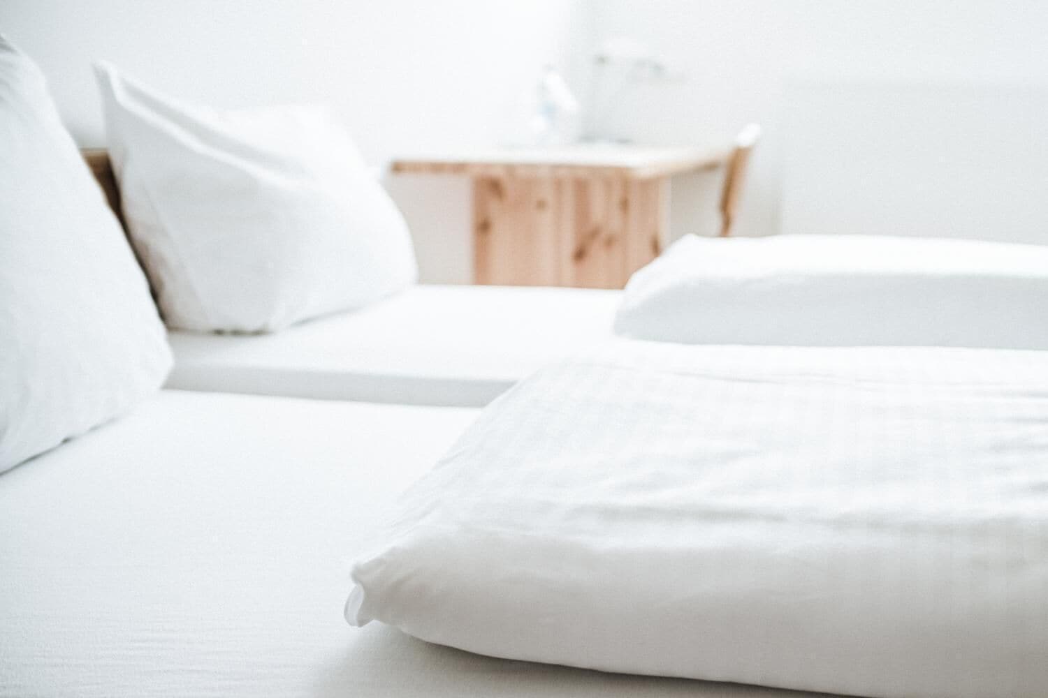 Desk, cribs/infant beds, rollaway beds, free WiFi