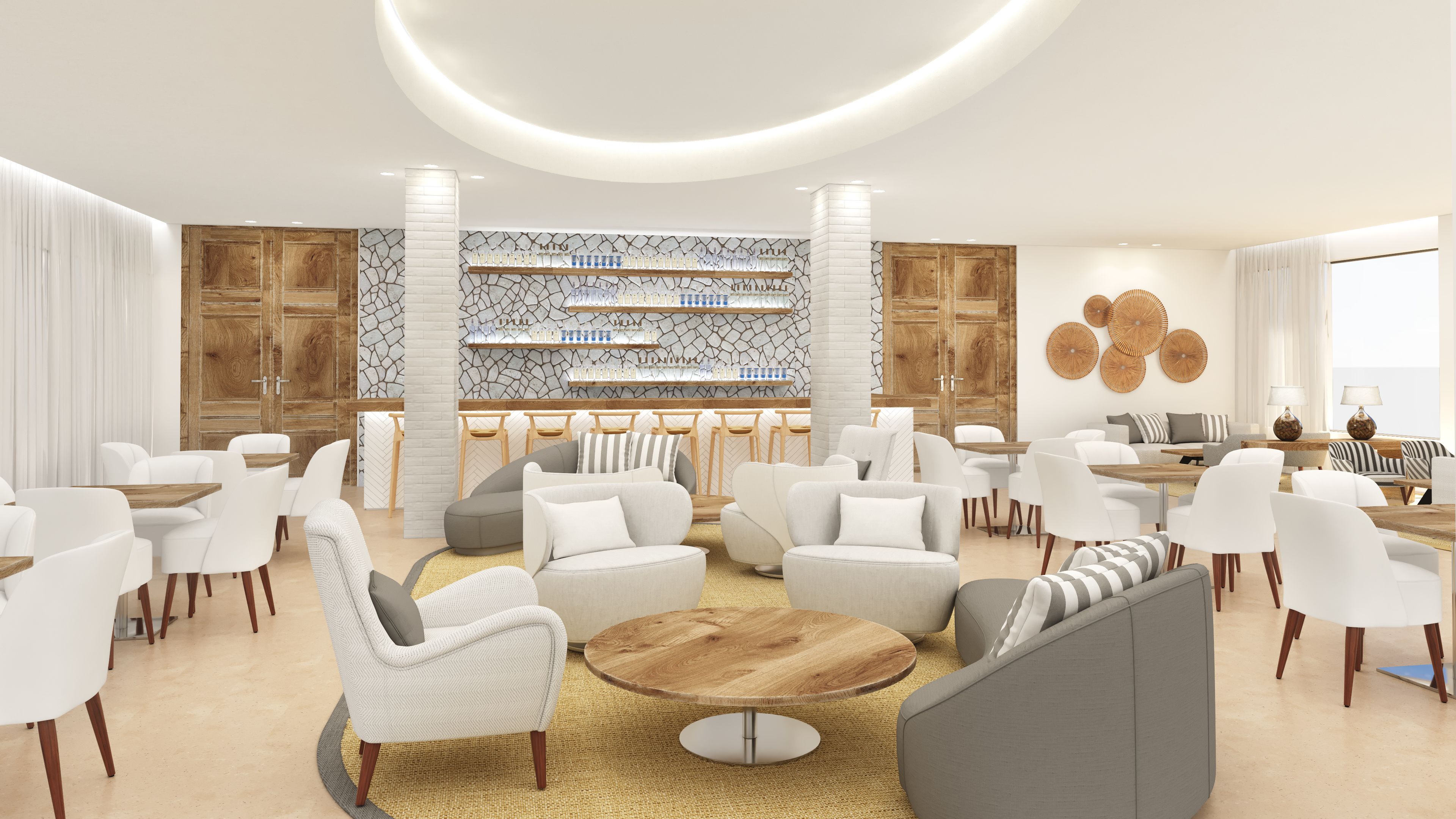 Un área de descanso moderna con muebles blancos, una mesa de centro de madera y una barra con estantes llenos de botellas.