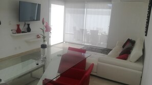 單棟房屋, 非吸煙房 | 客廳 | 平面電視