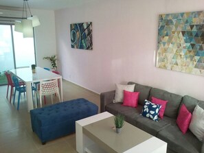 House, Non Smoking | Living area | Flat-screen TV - Villa Happy by Akua (Playa del Carmen)