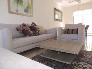 Ferienhaus, Nichtraucher | Wohnzimmer | Flachbildfernseher